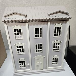 EUC Pottery Barn Kids Gray and White Dollhouse Jewlery Cabinet